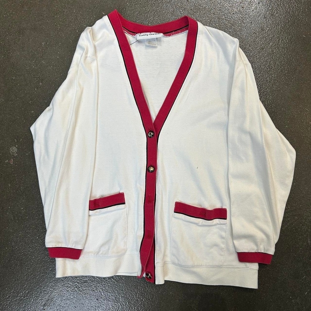 Vintage Cathy Daniel's Size Medium White Button Up Cardigan Sweater